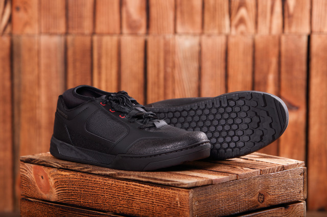 2022 shimano gr9 shoe 5ct.jpg