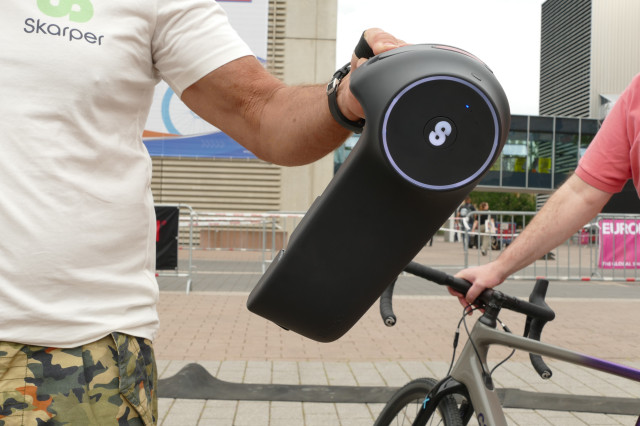 2022 skarper disc drive off-bike EB.jpg
