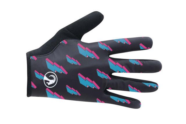 2022 stolen got mtb22 glove.jpg