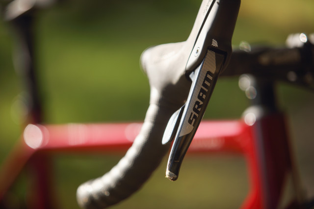 2022 vitus substance crx-1 Rival brake lev.jpg