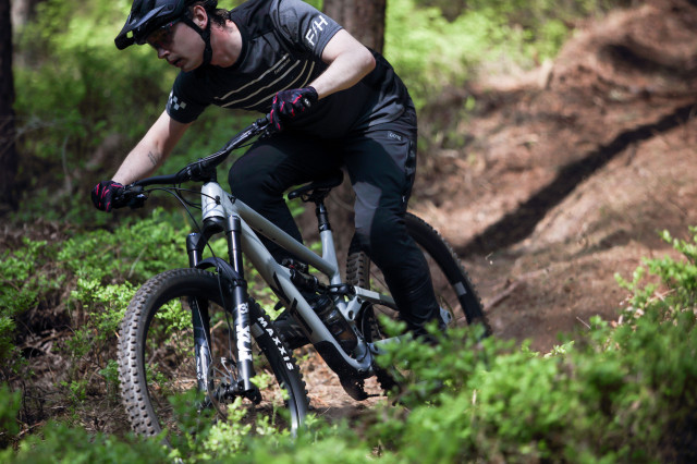 2022 yt capra core 2 riding 7.jpg