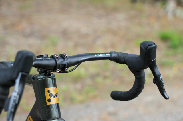 2023 Argon 18 Dark Matter gravel bike-handlebar