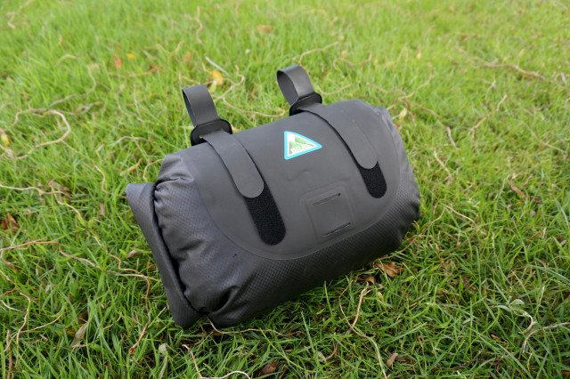 2023 Brae Cycling Cairn Handlebar Bag Hero 3.jpeg