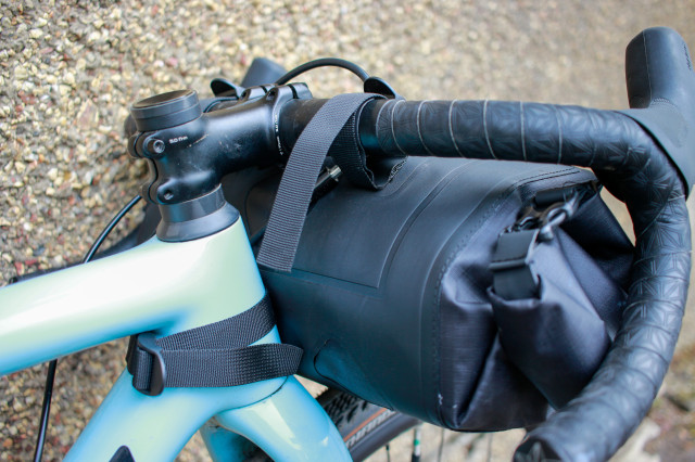 2023 Oxford Aqua Evo Adventure Handlebar Pack-13.jpg