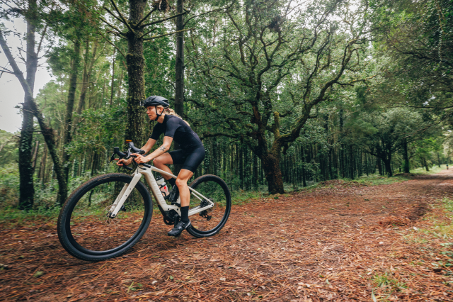 2023 Specialized Creo 2 launch riding 2.png