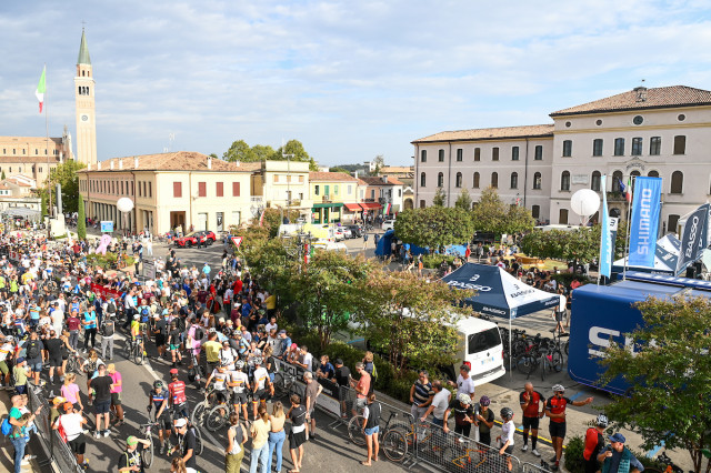 2023 UCI World Gravel Championships Italy SWPix6.jpg