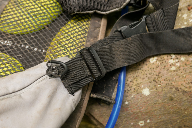 2023 camelbak mule 5 adjust.jpg