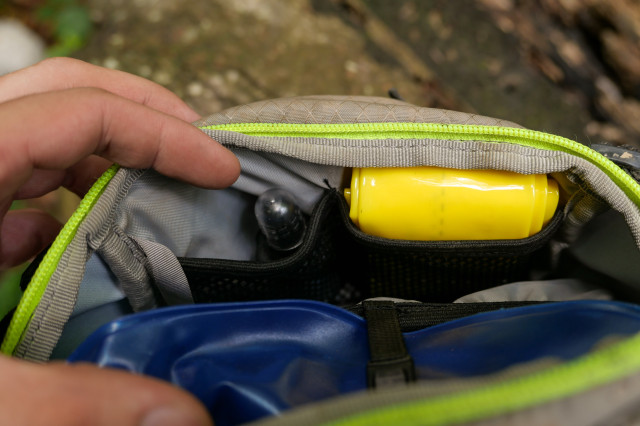 2023 camelbak mule 5 inside.jpg