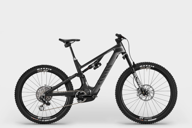2023 canyon spectralON cfr ltd.jpg