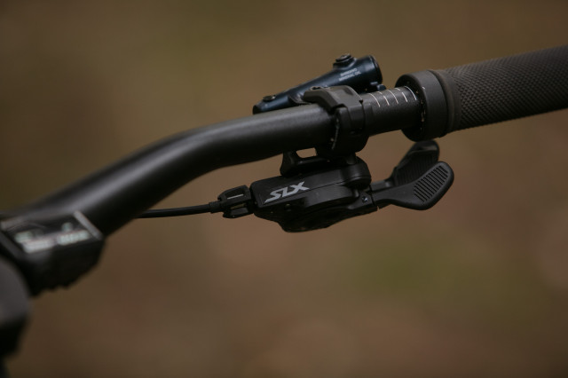 2023 canyon spectralon cf8 shifter.jpg