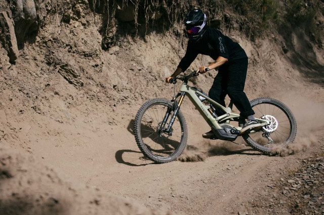 2023 canyon torqueON riding.jpg
