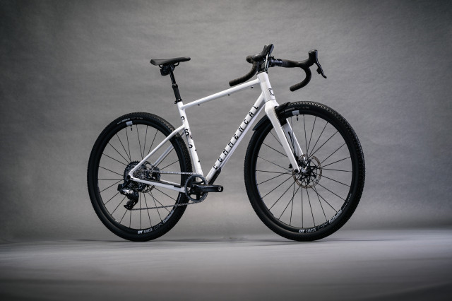 2023 commencal 365 hero stu.jpg