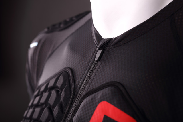 2023 g form mx360 impact shirtzip.jpg