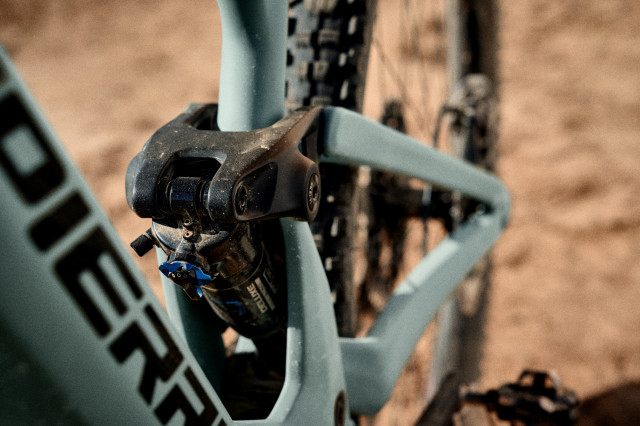 2023 lapierre e-zesty rocker.jpg