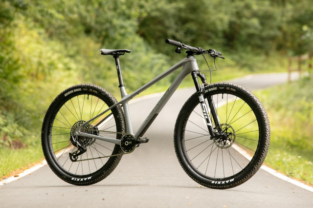 2023 merida bignine 10k hero.jpg