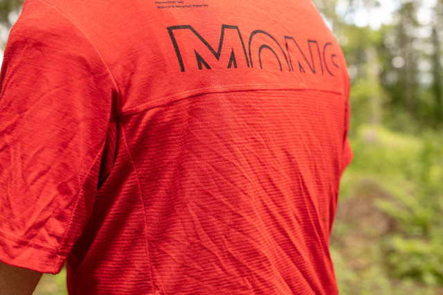 2023 mons royale tarn merino shift tshirt seams.jpg