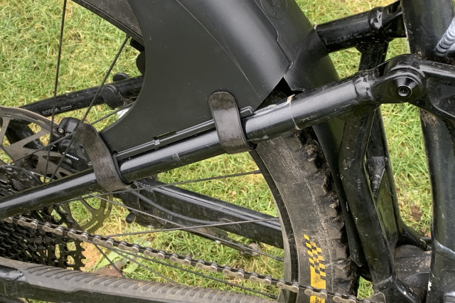 2023 mudhugger rear hugger mk 2 mounts.JPG