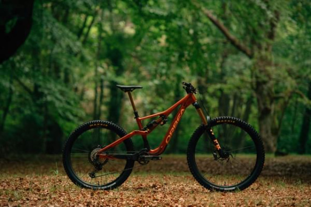2023 orbea rallon hero.jpg