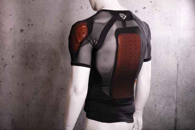 2023 race face flank core back.jpg