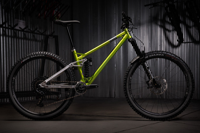 2023 reeb steezl hero 1.jpg