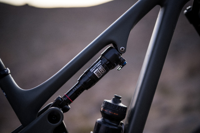 2023 rockshox deluxe ultimate.jpg