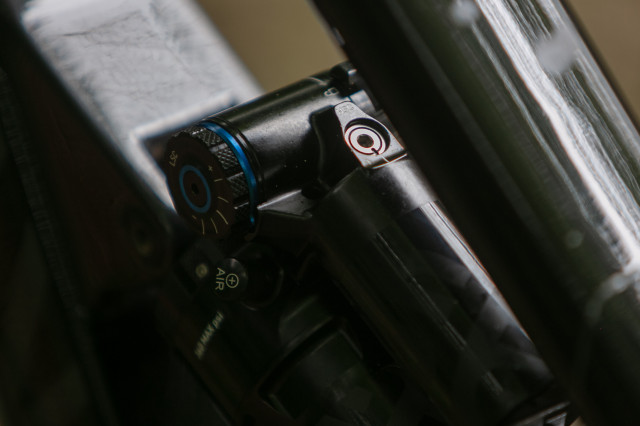 2023 rockshox super deluxe ultimate hsc.jpg