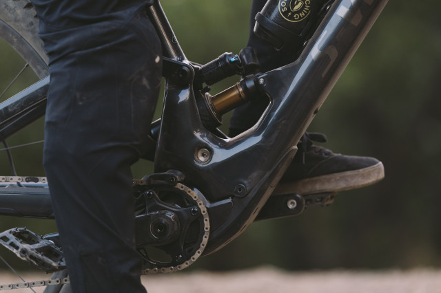2023 specialized kenevo 2 motor.jpg