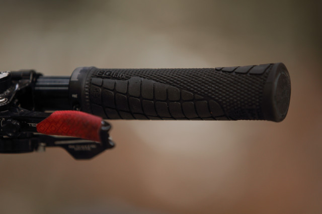 2023 sqlab 70x grip hero.jpg