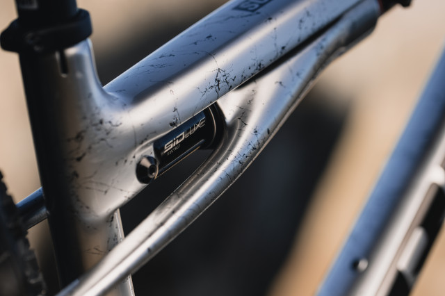 2023 trek supercaliber isostrut 1.jpg