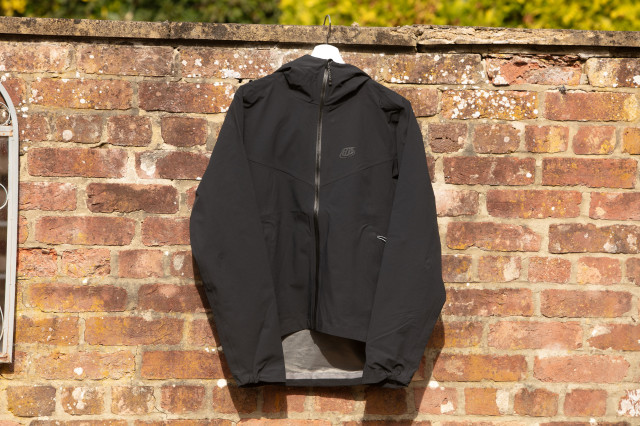 2023 troy lee designs descent jacket 5ct.jpg