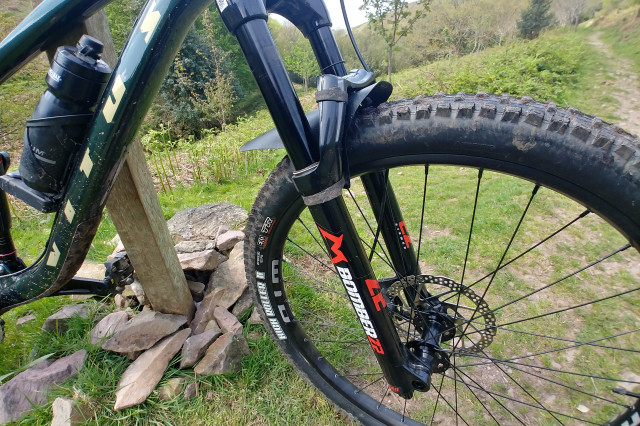 2023 vitus mythique fork.jpg