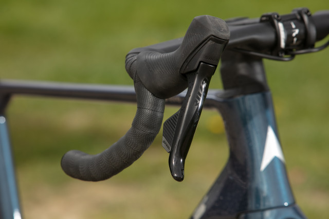 2023 vitus venon evo gr brake lever.jpg