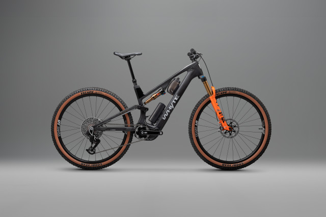 2023 whyte e-lyte 140 worx hero.jpg