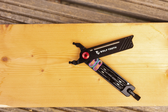 2023 wolf tooth components ultra light 8-bit pack pliers 5ct.jpg