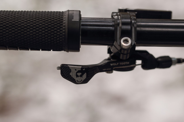 2023 wolf tooth resolve dropper lever.jpg