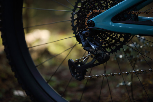 2023 yeti sb140 mech.jpg
