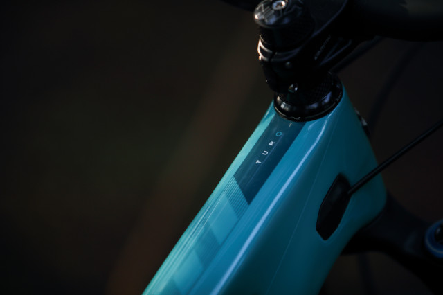 2023 yeti sb140 tt logo.jpg