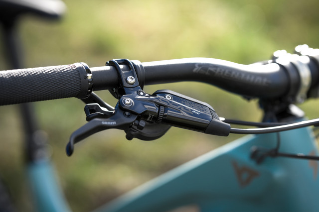 2023 yt decoy mx core 4 brake.jpg