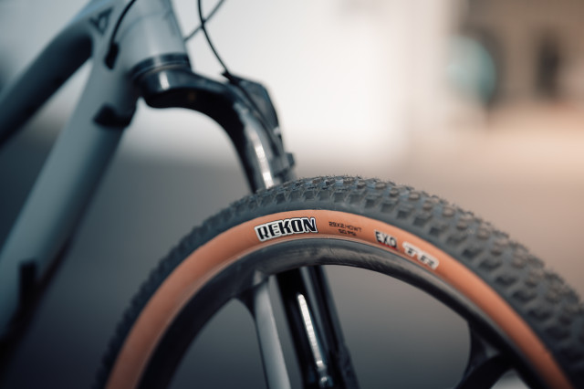 2023 yt izzo mf fork 1.jpeg