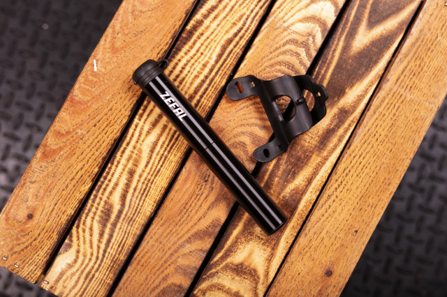 2023 zefal gravel pump 5ct.jpg
