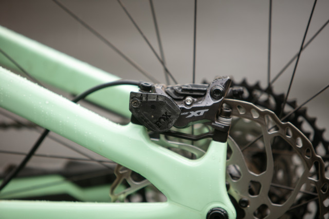 2024 Fox Live Valve neo rear sensor.jpg