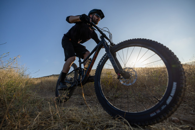 2024 Giant Stance trail mtb2.jpg