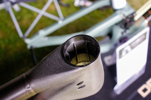 deviate tilander headtube detail