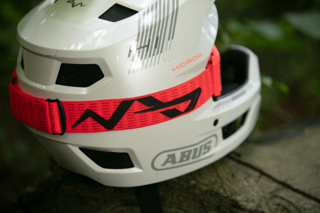 2024 abus buteo strap.jpg