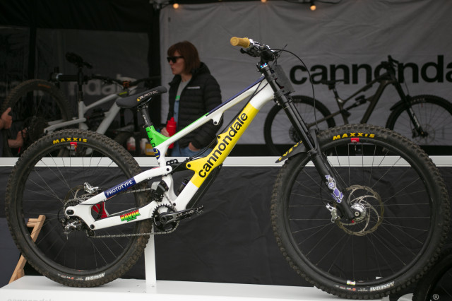2024 cannondale dh proto 1.jpg