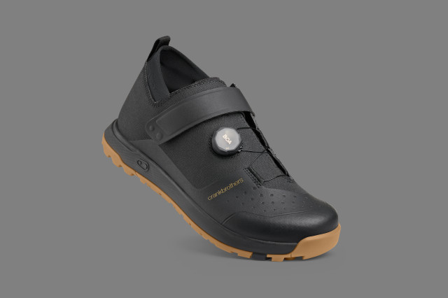 2024 crankbrothers mallet stamp trail hero.jpg