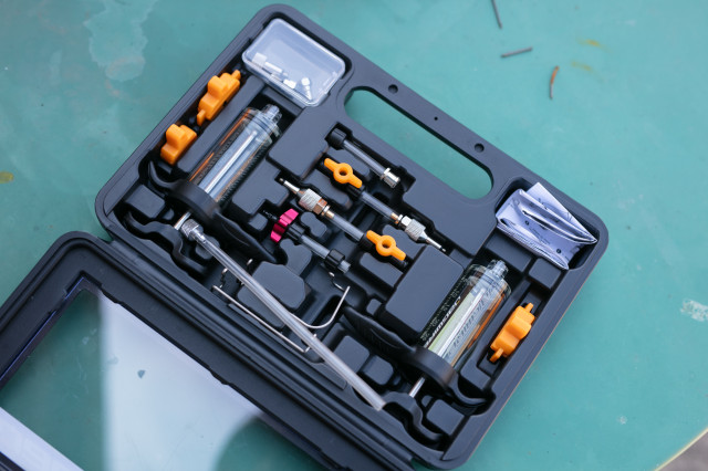 2024 jagwire elite bleed kit in box.jpg