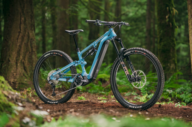 2024 kona Remote X hero.jpg