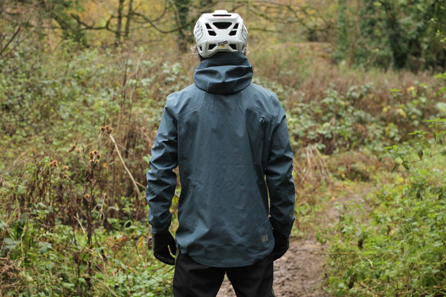 2024 madison dte 3 layer jacket rear.jpg