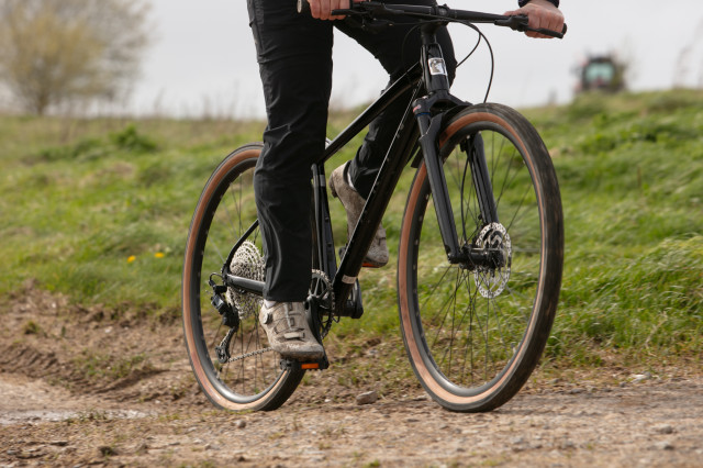 2024 marin dsx fs riding 2.jpg